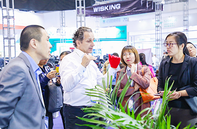 展商地域構(gòu)成：國際31%，國內(nèi)69%