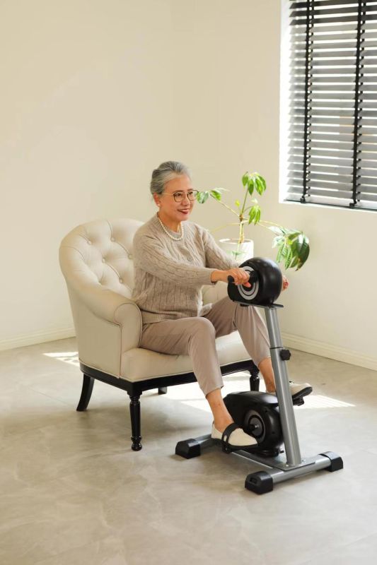 電動(dòng)上下肢訓(xùn)練器-